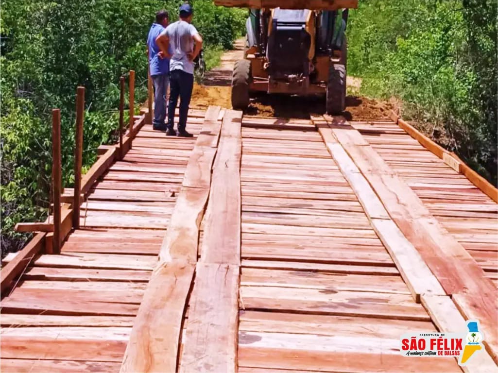 O TRABALHO NÃO PARA: Foi entregue ponte nova no riacho Gameleira na estrada do Povoado Batateiras.